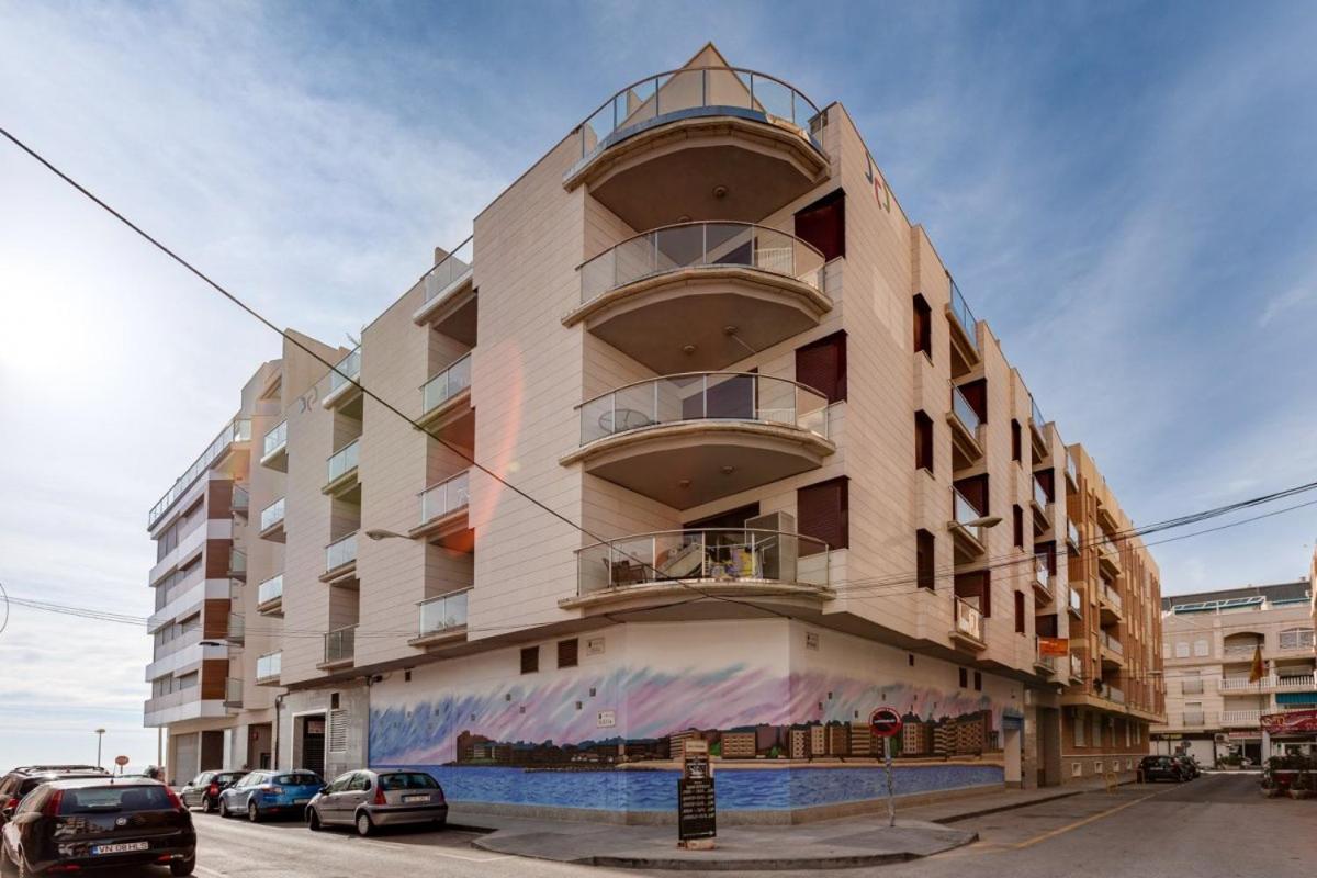 Nice Apartment With Terrace On The Los Locos Beach Torrevieja Exterior photo
